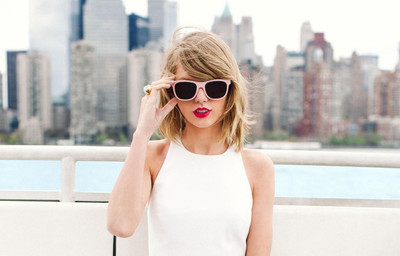 Music Taylor Swift Singers United States Wall Poster Print Poster on 13x19 Inches Paper Print(13 inch X 19 inch, Rolled)
Music Taylor Swift Singers United States Wall Poster Print Poster on 13x19 Inches Paper Print(13 inch X 19 inch, Rolled)