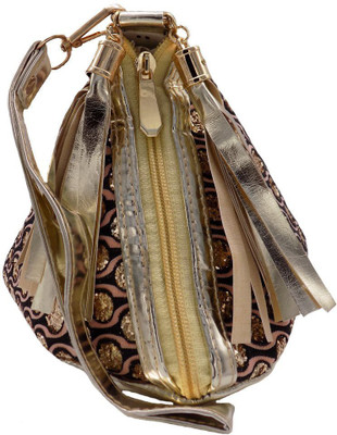 Bagaholics Ethnic Clutch Synthetic Batwa Pouch Bag Gift For Women Potli(Brown)
Bagaholics Ethnic Clutch Synthetic Batwa Pouch Bag Gift For Women Potli(Brown)