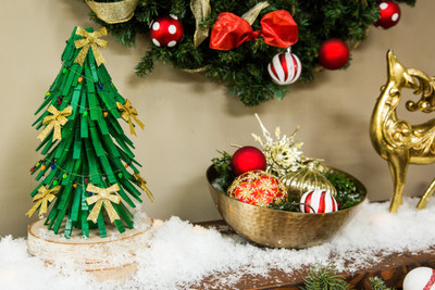 KumkumArts Christmas Poster 12 x 18 Inch HD Quality Image, Gloss Paper, Unframed, Qty 1 Paper Print(18 inch X 12 inch, Rolled)