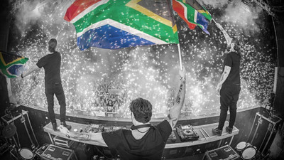 Akhuratha Swedish House Mafia Fine Quality Wall Poster Paper Print(12 inch X 18 inch, Rolled)
Akhuratha Swedish House Mafia Fine Quality Wall Poster Paper Print(12 inch X 18 inch, Rolled)