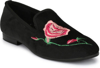 El Paso Men's Black Stylish Velvet Embroided Casual Slip On Shoes Outdoors For Men(Black
El Paso Men's Black Stylish Velvet Embroided Casual Slip On Shoes Outdoors For Men(Black