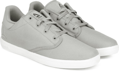 REEBOK TREAD FAST Casual For Men(Grey, Powder grey