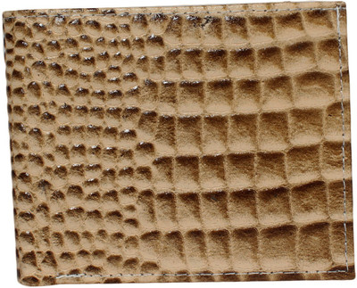Klaska Men Green Genuine Leather Wallet(7 Card Slots), Green;cream