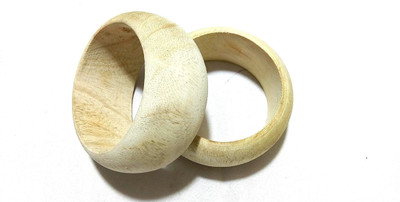 GOELX Wooden Bangle bases kada for wrapping- silk thread jewellery making. Bangle Width - 3.8 cm size 2.6 medium
GOELX Wooden Bangle bases kada for wrapping- silk thread jewellery making. Bangle Width - 3.8 cm size 2.6 medium