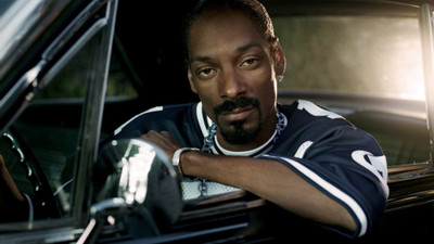 Akhuratha snoop-dogg-calvin-broadus-musicians Wall Poster Paper Print(12 inch X 18 inch, Rolled)
Akhuratha snoop-dogg-calvin-broadus-musicians Wall Poster Paper Print(12 inch X 18 inch, Rolled)