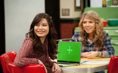 Akhuratha miranda-cosgrove-brunettes-women-movies-icarly-jennette-mccurdy Wall Poster Paper Print(12 inch X 18 inch, Rolled)
Akhuratha miranda-cosgrove-brunettes-women-movies-icarly-jennette-mccurdy Wall Poster Paper Print(12 inch X 18 inch, Rolled)