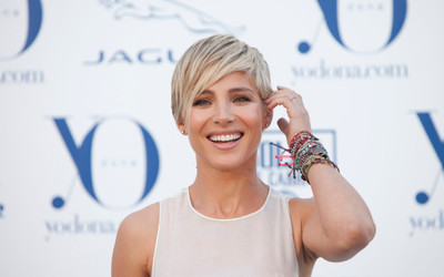 Celebrity Elsa Pataky Actresses Spain Actress Spanish Model HD Wall Poster Fine Art Print(12 inch X 18 inch, Rolled)
Celebrity Elsa Pataky Actresses Spain Actress Spanish Model HD Wall Poster Fine Art Print(12 inch X 18 inch, Rolled)