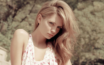 Celebrity Mischa Barton Actresses United Kingdom Actress HD Wall Poster Fine Art Print(12 inch X 18 inch, Rolled)
Celebrity Mischa Barton Actresses United Kingdom Actress HD Wall Poster Fine Art Print(12 inch X 18 inch, Rolled)