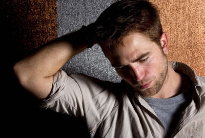 Celebrity Robert Pattinson Actors United Kingdom HD Wall Poster Fine Art Print(12 inch X 18 inch, Rolled)
Celebrity Robert Pattinson Actors United Kingdom HD Wall Poster Fine Art Print(12 inch X 18 inch, Rolled)