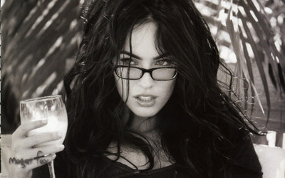 Celebrity Megan Fox Actresses United States HD Wall Poster Fine Art Print(12 inch X 18 inch, Rolled)
Celebrity Megan Fox Actresses United States HD Wall Poster Fine Art Print(12 inch X 18 inch, Rolled)