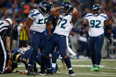 Sports Seattle Seahawks Football Wall Poster Paper Print(12 inch X 18 inch, Rolled)
Sports Seattle Seahawks Football Wall Poster Paper Print(12 inch X 18 inch, Rolled)
