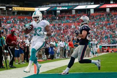 Sports Miami Dolphins Football Wall Poster Paper Print(12 inch X 18 inch, Rolled)
Sports Miami Dolphins Football Wall Poster Paper Print(12 inch X 18 inch, Rolled)