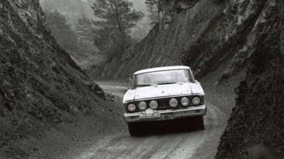 Akhuratha Poster Sports 1964 Monte Carlo Rally HD Wallpaper Background Fine Art Print(12 inch X 18 inch, Rolled)
Akhuratha Poster Sports 1964 Monte Carlo Rally HD Wallpaper Background Fine Art Print(12 inch X 18 inch, Rolled)