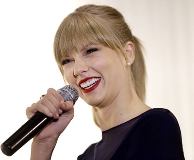 Akhuratha music-taylor-swift-singers-united-states-pwqfthfw Wall Poster Paper Print(12 inch X 18 inch, Rolled)
Akhuratha music-taylor-swift-singers-united-states-pwqfthfw Wall Poster Paper Print(12 inch X 18 inch, Rolled)