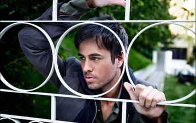 Akhuratha music-enrique-iglesias-singers-spain-gzthhvqvwj Wall Poster Paper Print(12 inch X 18 inch, Rolled)
Akhuratha music-enrique-iglesias-singers-spain-gzthhvqvwj Wall Poster Paper Print(12 inch X 18 inch, Rolled)