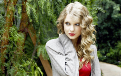 Akhuratha music-taylor-swift-singers-united-states-dhntyvpr Wall Poster Paper Print(12 inch X 18 inch, Rolled)
Akhuratha music-taylor-swift-singers-united-states-dhntyvpr Wall Poster Paper Print(12 inch X 18 inch, Rolled)