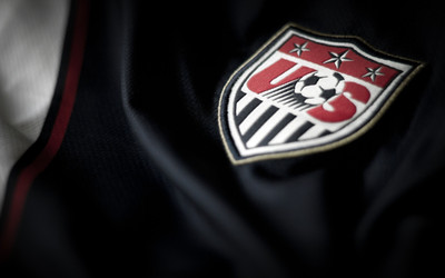 Akhuratha Poster Sports United States Soccer Federation Soccer National Team HD Wallpaper Background Fine Art Print(12 inch X 18 inch, Rolled)
Akhuratha Poster Sports United States Soccer Federation Soccer National Team HD Wallpaper Background Fine Art Print(12 inch X 18 inch, Rolled)