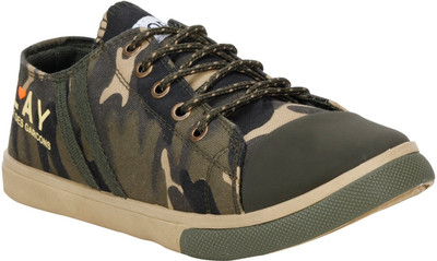 Leon Sneakers For Men(Multicolor, Green 
Leon Sneakers For Men(Multicolor, Green