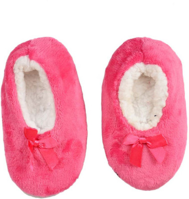 Tiekart Cute Pink Flannel Booties Footwear for Baby Boys and Baby Girls Booties(Toe to Heel Length - 17 cm Pink)
Tiekart Cute Pink Flannel Booties Footwear for Baby Boys and Baby Girls Booties(Toe to Heel Length - 17 cm Pink)