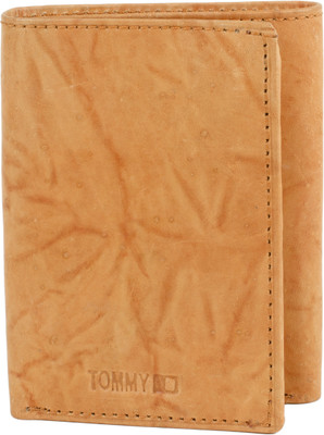 Bacchus Men Tan Genuine Leather Wallet(6 Card Slots)