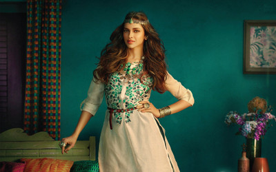 Celebrity Deepika Padukone Actresses India Bollywood Girl Woman HD Wall Poster Fine Art Print(12 inch X 18 inch, Rolled)
Celebrity Deepika Padukone Actresses India Bollywood Girl Woman HD Wall Poster Fine Art Print(12 inch X 18 inch, Rolled)