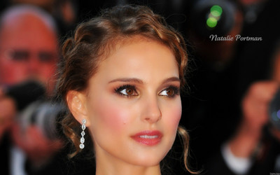 Natalie Portman Actresses Actress Beautiful Sexy Talented HD Wall Poster Paper Print(12 inch X 18 inch, Rolled)
Natalie Portman Actresses Actress Beautiful Sexy Talented HD Wall Poster Paper Print(12 inch X 18 inch, Rolled)
