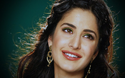 Celebrity Katrina Kaif Actresses India Indian Actress HD Wall Poster Paper Print(18 inch X 12 inch, Rolled)
Celebrity Katrina Kaif Actresses India Indian Actress HD Wall Poster Paper Print(18 inch X 12 inch, Rolled)