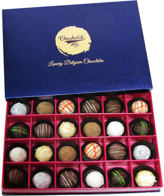 Chocholik Valentines Day Gift Box - Would You Be My Valentine Chocolate Box - 24Pc Truffles(288 g)
Chocholik Valentines Day Gift Box - Would You Be My Valentine Chocolate Box - 24Pc Truffles(288 g)