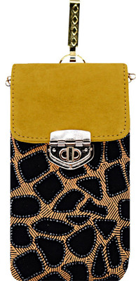 Bagaholics Ethnic Leather Saree Clutch Sling Side Bag Mobile Pouch Waist Clip Pouch Ladies Purse Gift For Women Mobile Pouch(Gold, Brown), Brown;gold
Bagaholics Ethnic Leather Saree Clutch Sling Side Bag Mobile Pouch Waist Clip Pouch Ladies Purse Gift For Women Mobile Pouch(Gold, Brown), Brown;gold