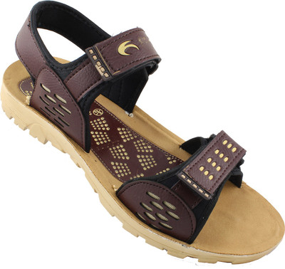 Claptrap Men Brown Sports Sandals