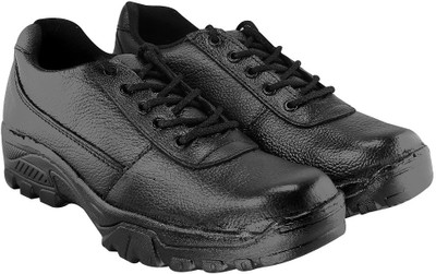 Blinder Men's Black 100 % Original Leather , Steel Toe safety Casuals For Men(Black
Blinder Men's Black 100 % Original Leather , Steel Toe safety Casuals For Men(Black