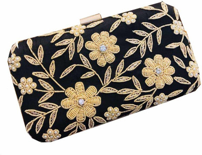 Craftbazaar Party Black Clutch