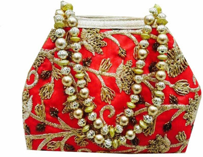 Craftbazaar Party Black Clutch