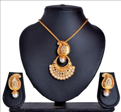 Payal Designs Alloy, Enamel Jewel Set