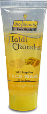 BioBeauty Haldi Chandan Face Wash Ance Free Glowing Skin All Type Skin Face Wash(120 g)
BioBeauty Haldi Chandan Face Wash Ance Free Glowing Skin All Type Skin Face Wash(120 g)