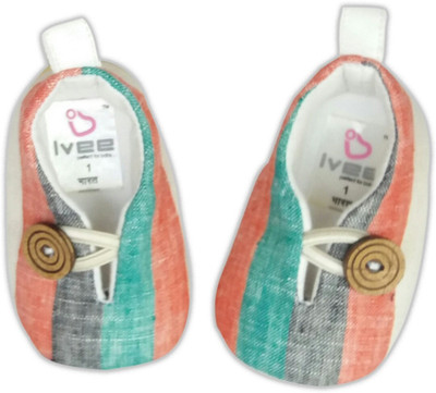 ivee Anti-skid Multicolor stripe booties for 9 to 12 months baby Booties(Toe to Heel Length - 14 cm Red)
ivee Anti-skid Multicolor stripe booties for 9 to 12 months baby Booties(Toe to Heel Length - 14 cm Red)