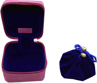 Essart Faux Leather suede finish 9.25cm x 9.25xm x 6.50cm long cubic shaped vanity /Jewellery/Earring Box with zipp closure - 1603-Pink Makeup and Jewellery Vanity Box(Pink)
Essart Faux Leather suede finish 9.25cm x 9.25xm x 6.50cm long cubic shaped vanity /Jewellery/Earring Box with zipp closure - 1603-Pink Makeup and Jewellery Vanity Box(Pink)