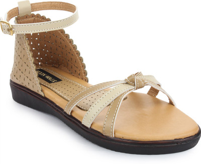 Moonwalk Women Beige Flats