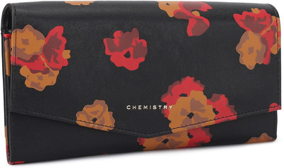 Chemistry Casual Black Clutch