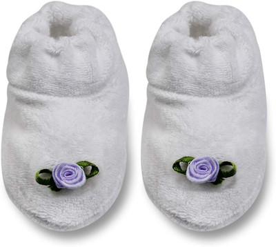 Tumble Floral Applique Terry Cloth Baby Booties(Toe to Heel Length - 9 cm White)