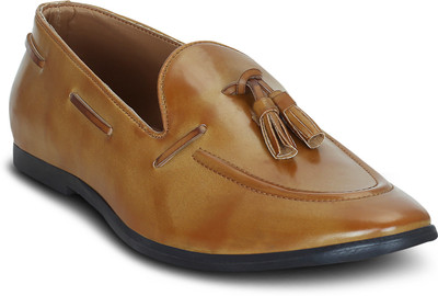 Get Glamr Slip On For Men(Tan