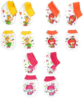 Baby Bucket Mittens and Booties 3 Pair set(Mulricolor)