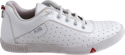 RockSoft MAX AIR Casuals For Men(White