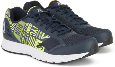 REEBOK RUN VOYAGER XTREME Running Shoes For Men(Navy, Green, Navy/high vis green
REEBOK RUN VOYAGER XTREME Running Shoes For Men(Navy, Green, Navy/high vis green
