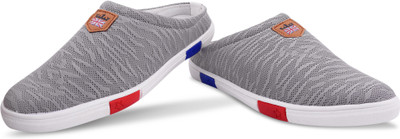 Krafter Mesh men 's slip on Shoes Clogs For Men(Grey, Off white
