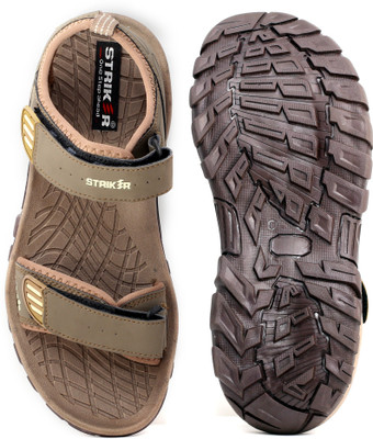 Striker Men Beige Sandals