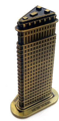 Gooddeals Antique finish Flatiron Building Replica Miniature NY Souvenir Statue 7" Decorative Showpiece - 18 cm(Bronze, Brown)
Gooddeals Antique finish Flatiron Building Replica Miniature NY Souvenir Statue 7" Decorative Showpiece - 18 cm(Bronze, Brown)