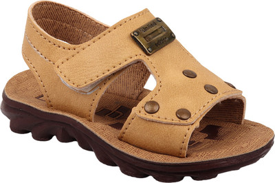 WINDY Boys & Girls Velcro Flats(Beige, Beize