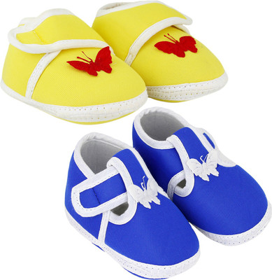 Neska Moda 0 To 12 Month Set Of 2 Baby Booties(Toe to Heel Length - 12 cm Blue)
Neska Moda 0 To 12 Month Set Of 2 Baby Booties(Toe to Heel Length - 12 cm Blue)