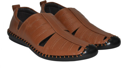 Strive Men Tan Sandals 
Strive Men Tan Sandals